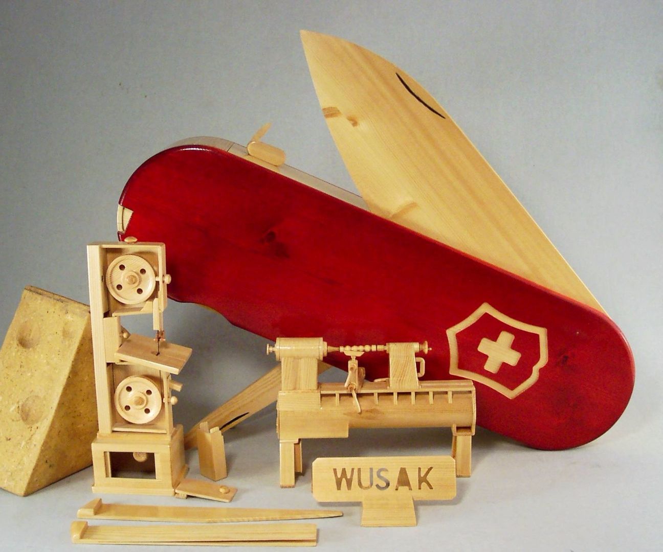 2x4 wusak woodworker's ultimate swiss army knife DIY Project DIY Project Image