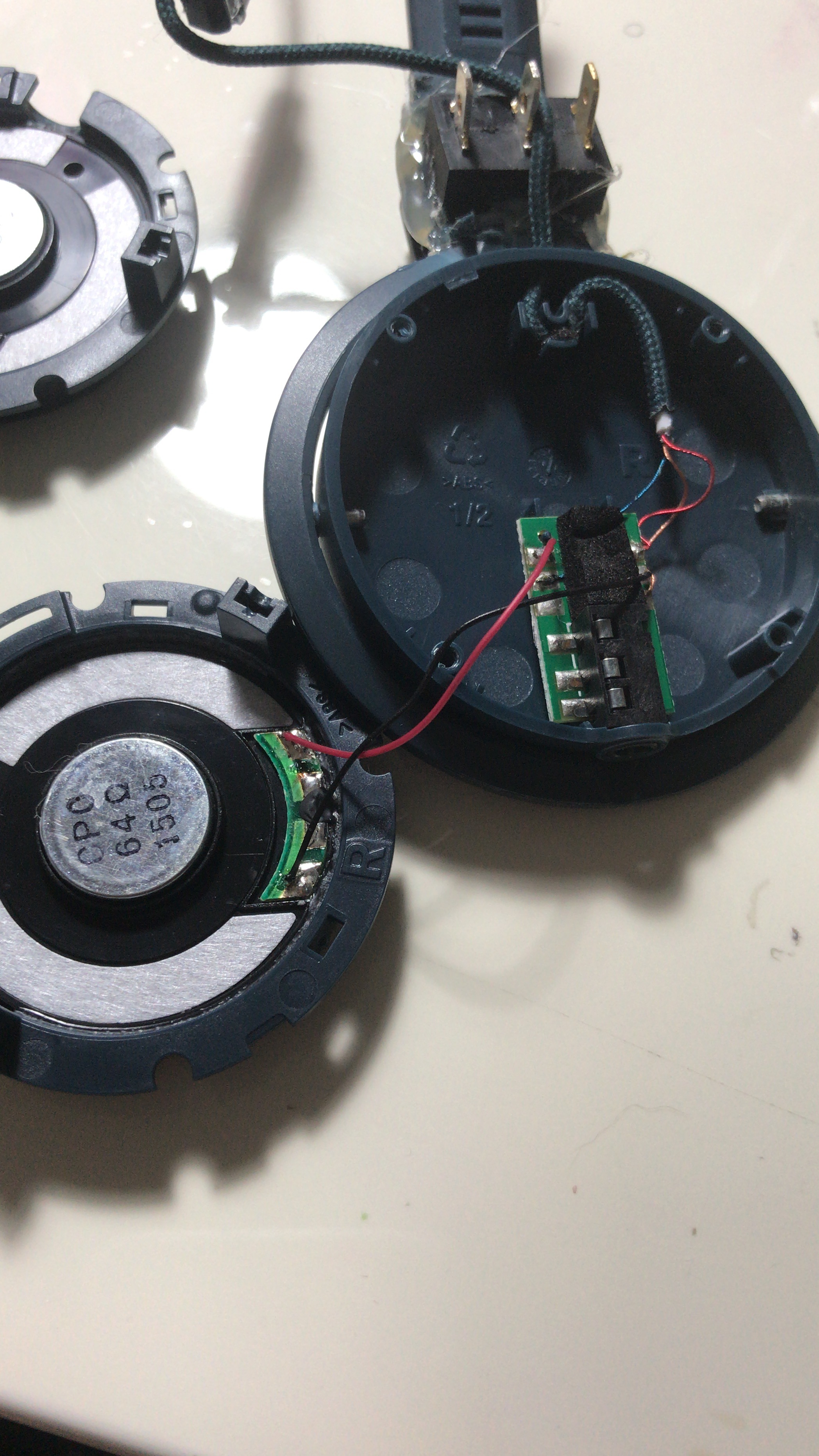 DIY Bluetooth Headphones 6 Steps (with Pictures) Instructables