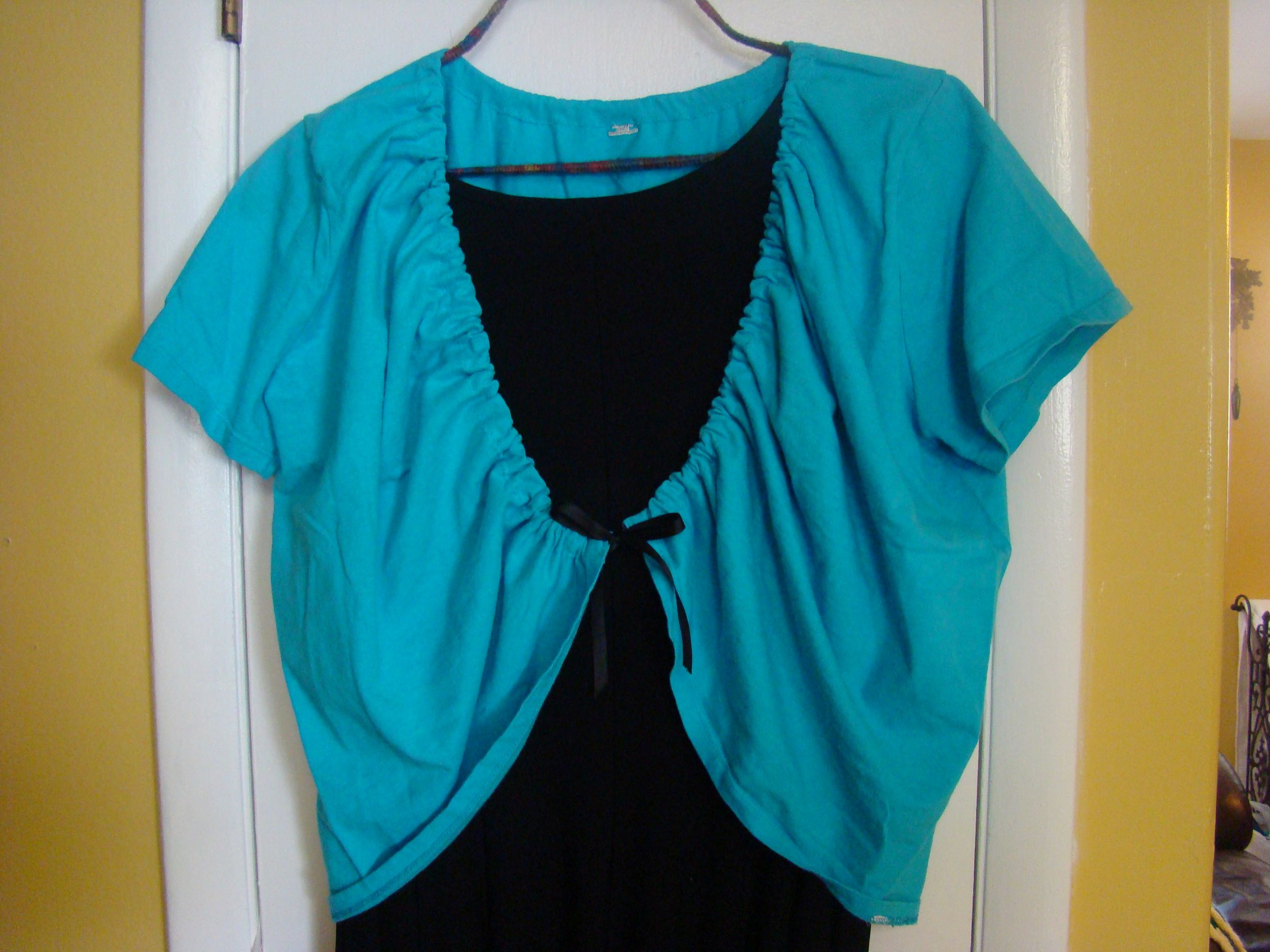 How to Turn a T-shirt Into a Shrug