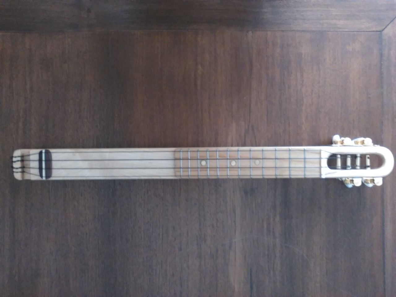 backpacker ukulele