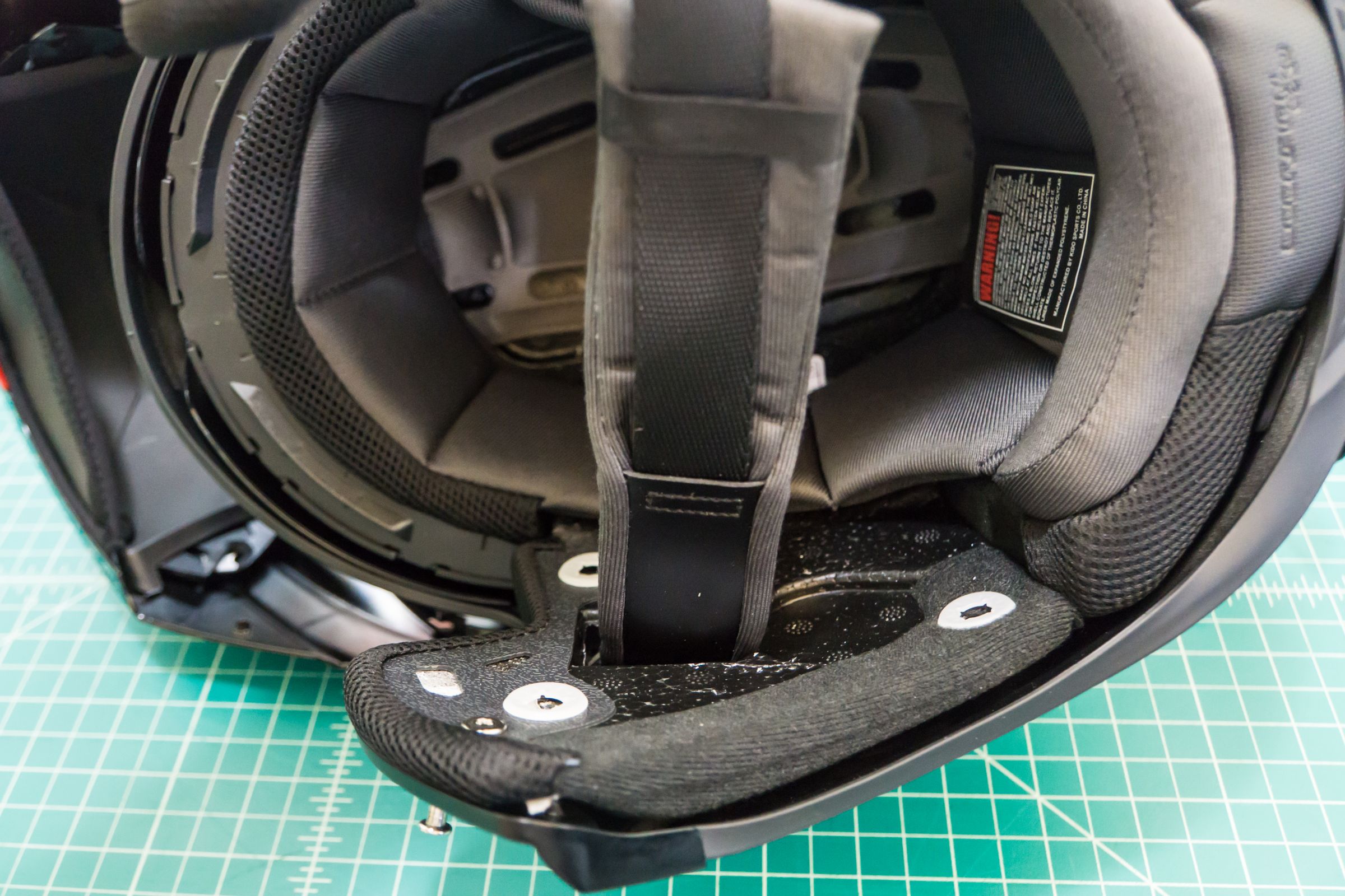 Quick Release Buckle for Helmets 