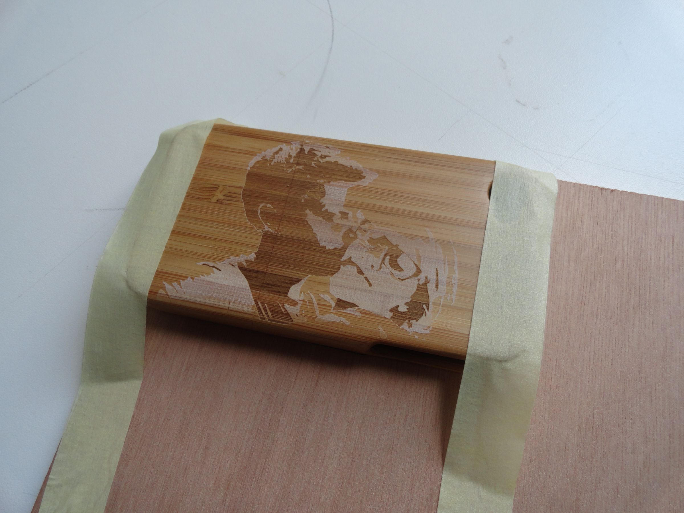 Personalize Your Wooden Phone Cover 6 Steps (with Pictures