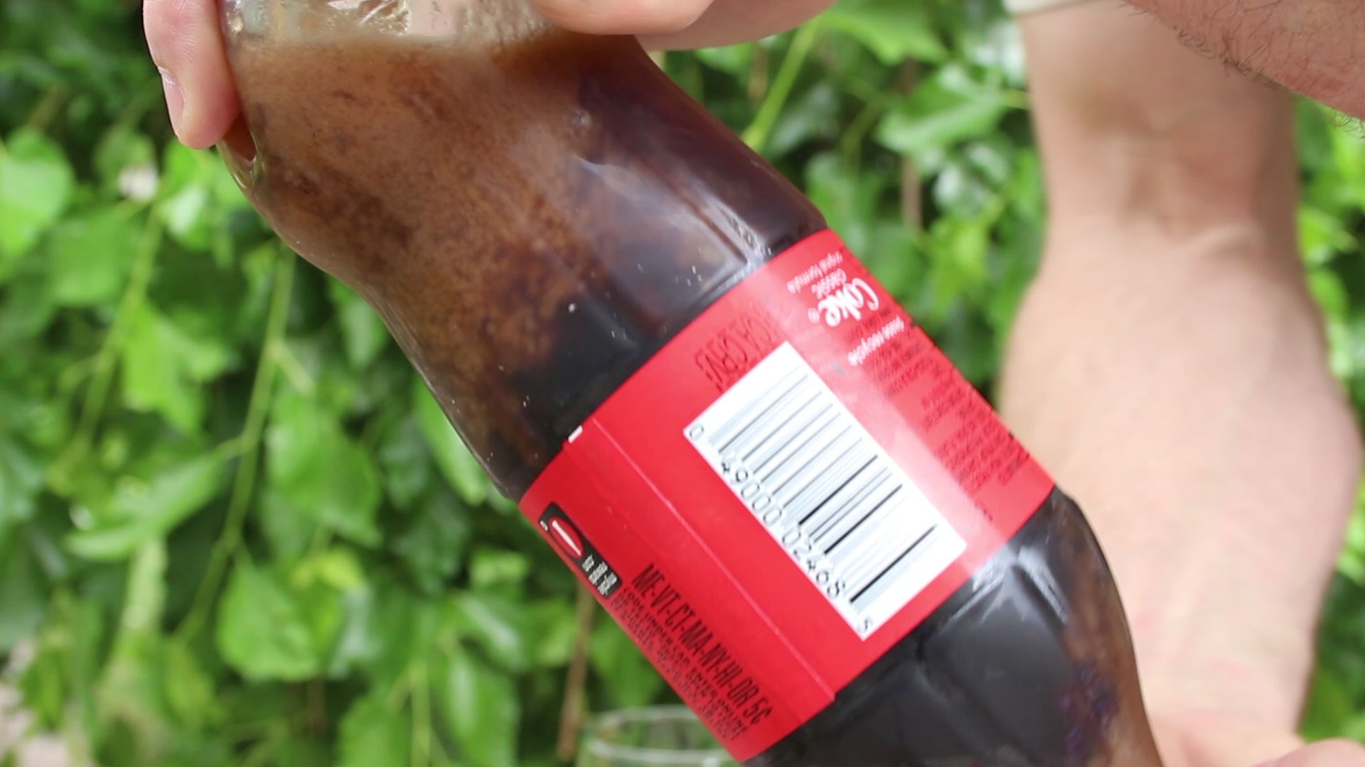 How to Make a Self Freezing CocaCola (Or Any InstantSoda Slurpee) 6