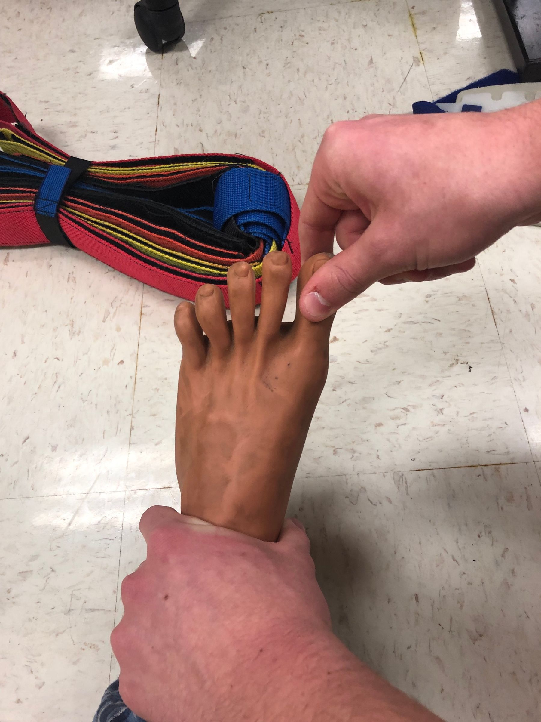 How to Backboard a Patient 5 Steps Instructables