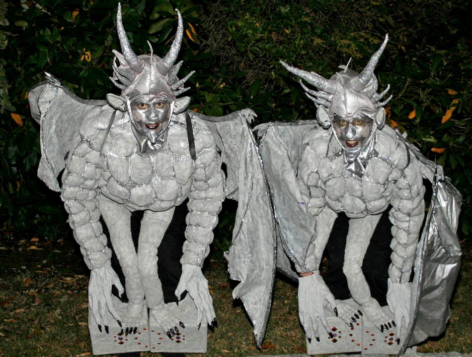 Medieval Gargoyles Perched on Stone Pedestal Costumes 6 Steps (with