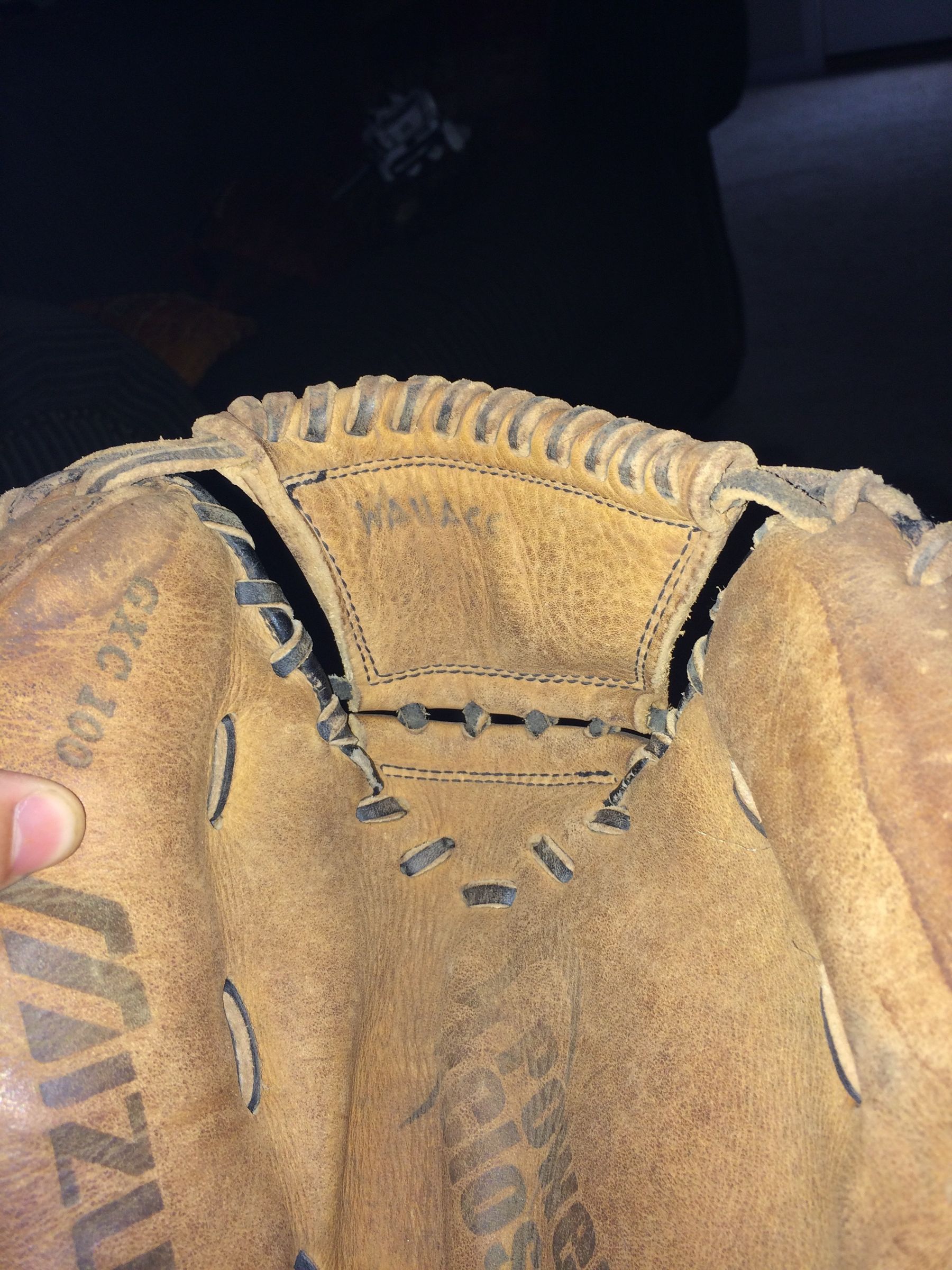 Relace a Baseball Glove 8 Steps Instructables