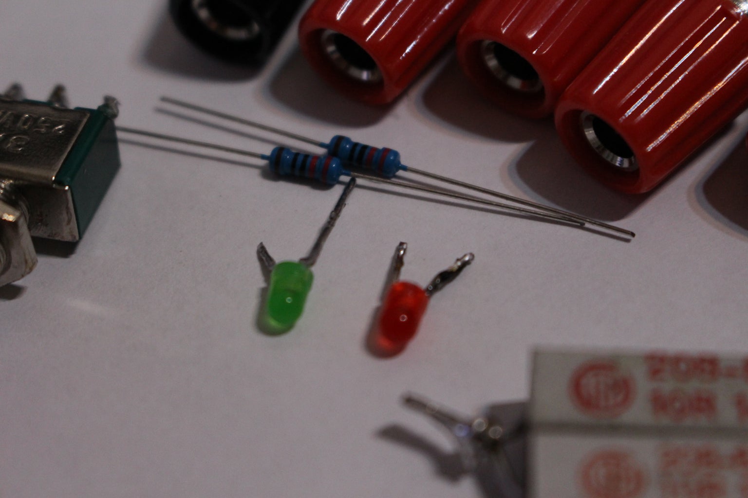 DIY Lab Bench Power Supply : 5 Steps Circuit Diagram