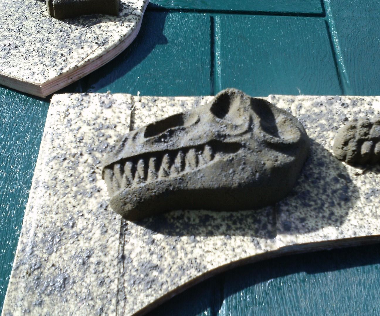 concrete t-rex DIY Project DIY Project Image