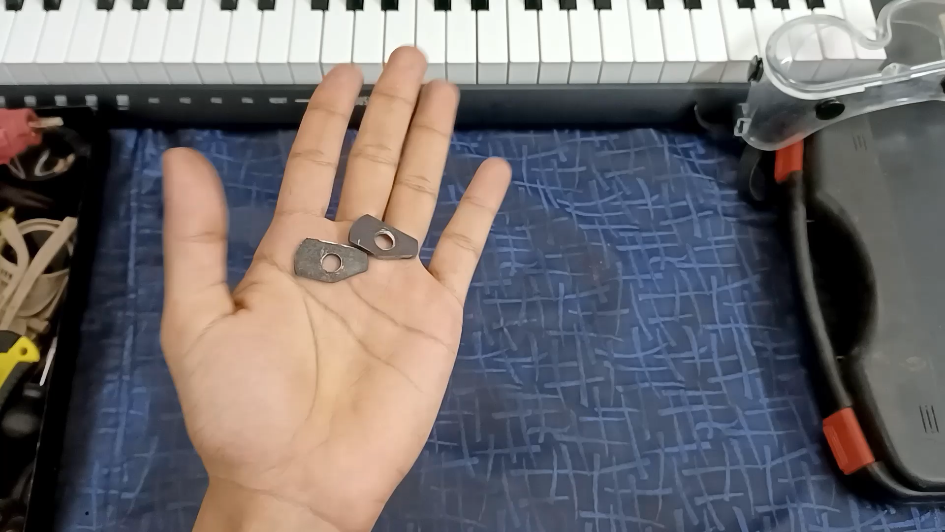 Jigsaw Out of Scrap Materials.... 10 Steps Instructables