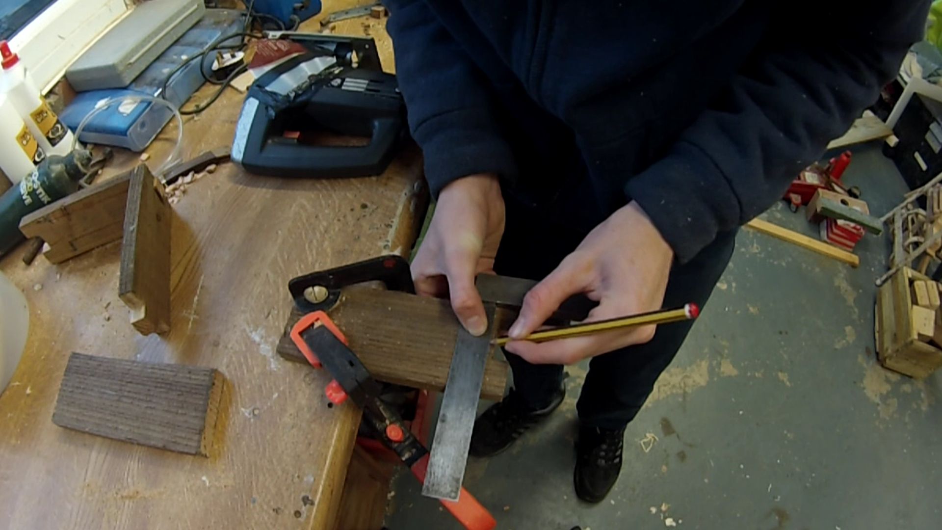 Rustic Box With Jigsaw Cut Joints Instructables