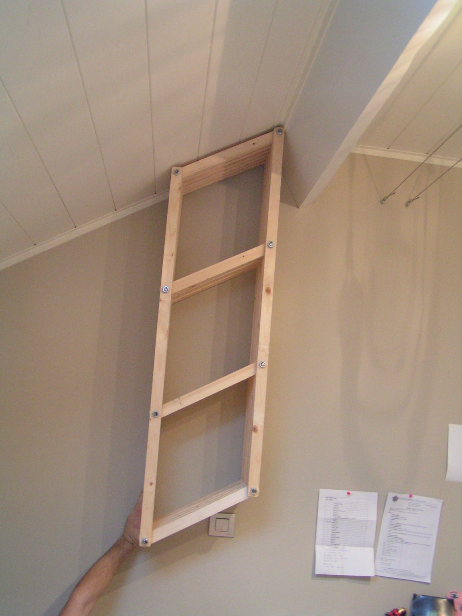 Adjustable Bookshelf for Angled Walls (with Pictures) Instructables