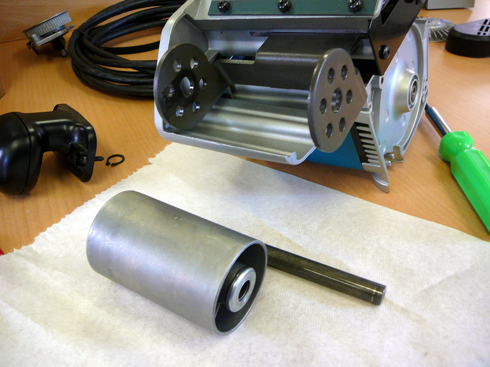 Build a WINNING Belt Sander Drag Racer 14 Steps Instructables