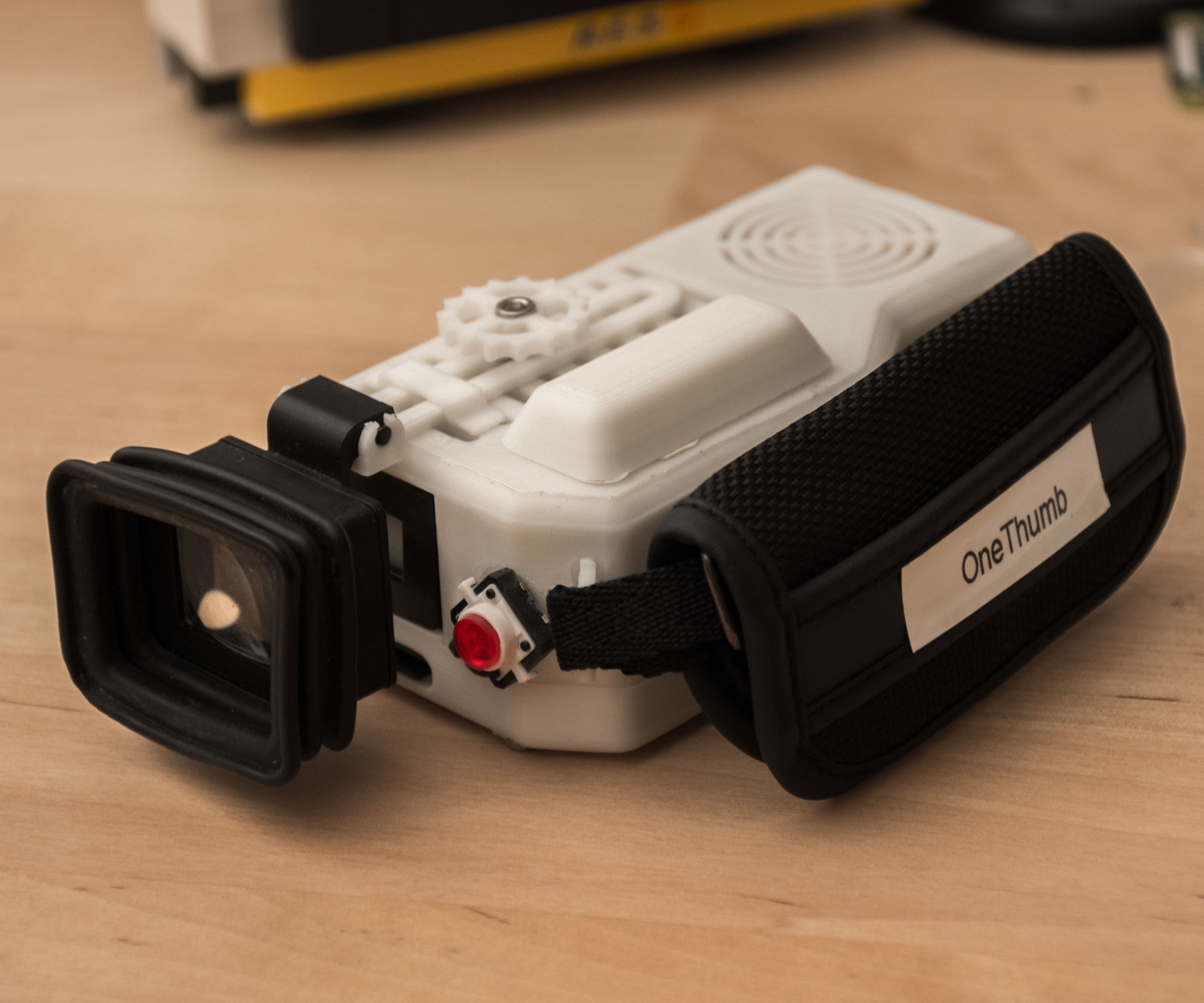 OTES - Portable Retro CRT Game Console 