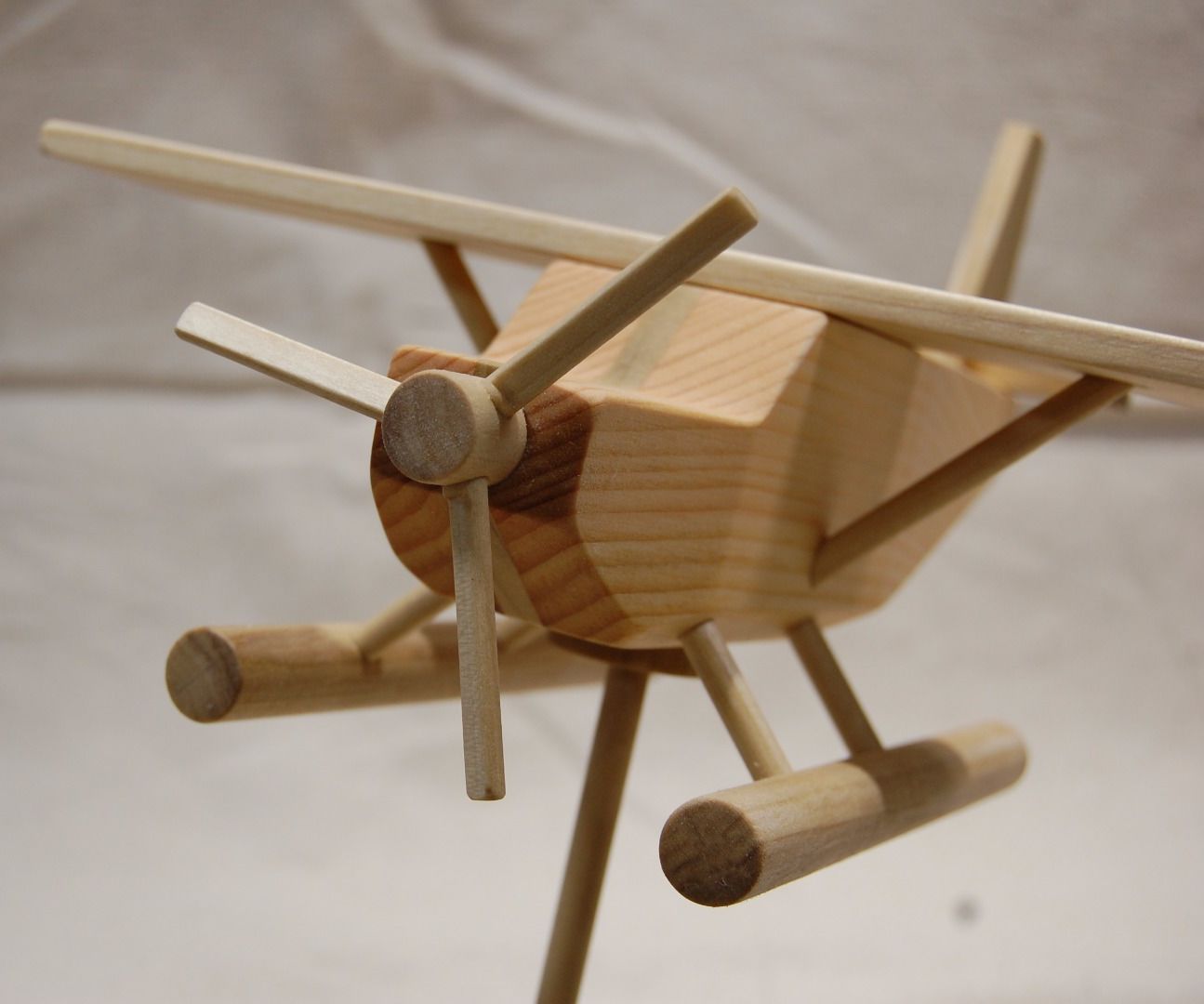 The Poplar and Plywood Plane : 17 Steps 