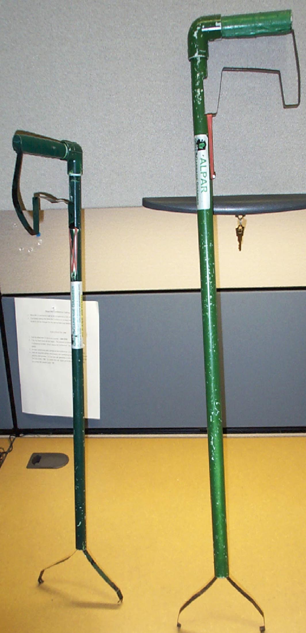 Green Garbage Grabber, Trash Tongs, Pick Up Tool 5 Steps Instructables