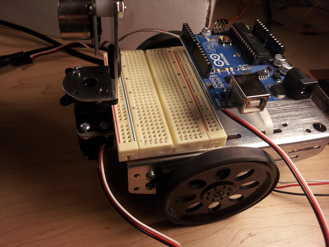 How to Make an Obstacle Avoiding Arduino Robot : 10 Steps (with ...