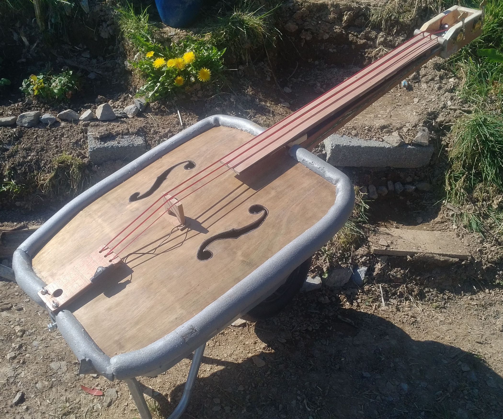 3string Wheelbarrow Upright Bass 11 Steps (with Pictures