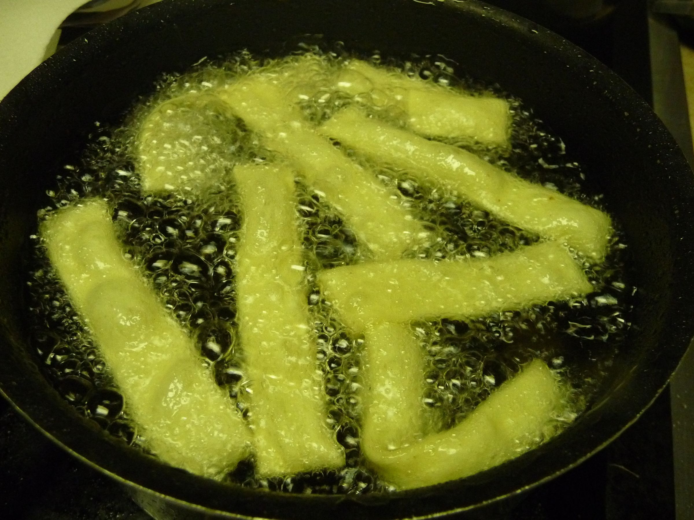 How to Fry Up Crispy Egg Noodle Chips (with Pictures) Instructables