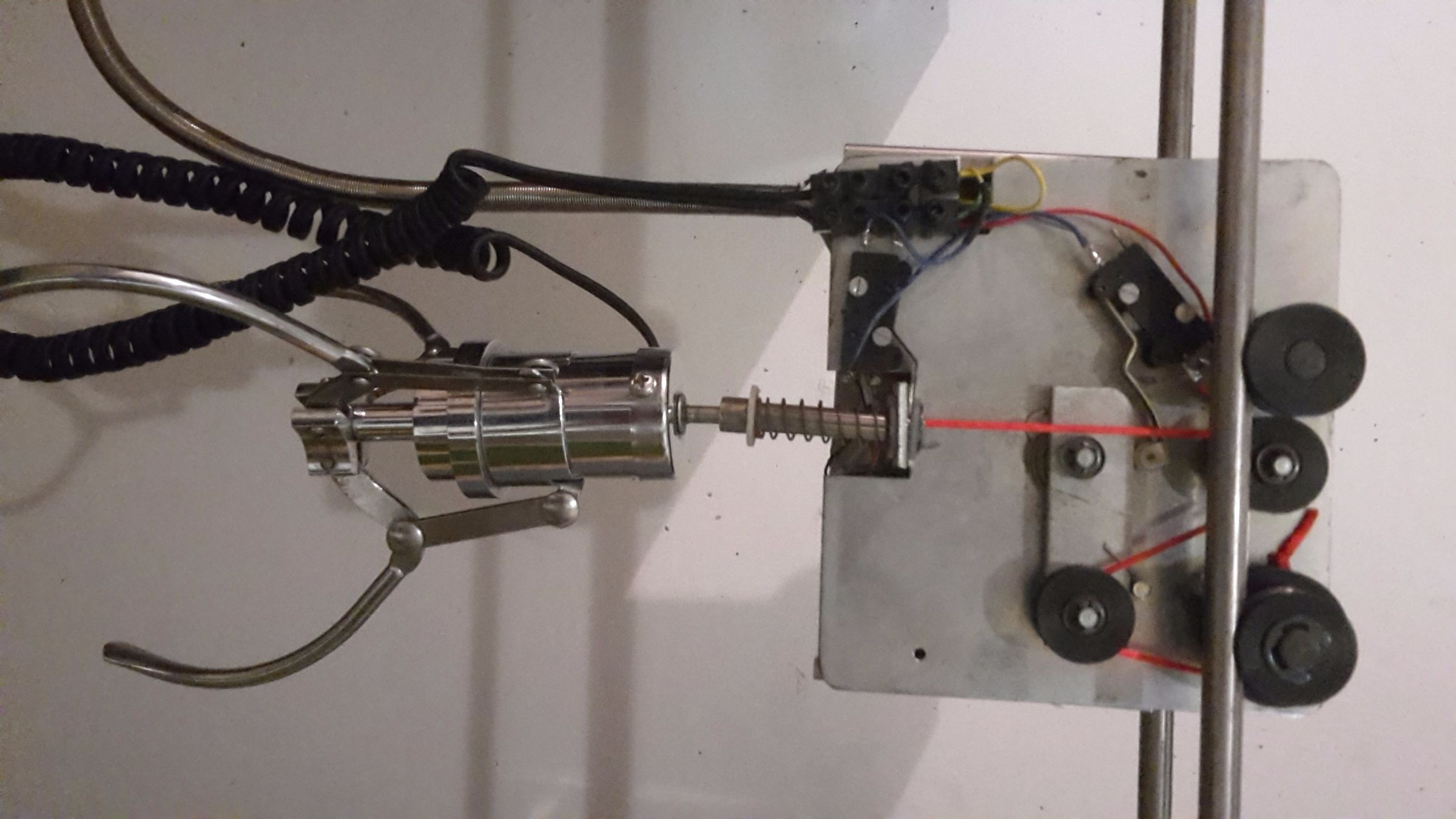 HOMEMADE CLAW MACHINE 7 Steps (with Pictures) Instructables