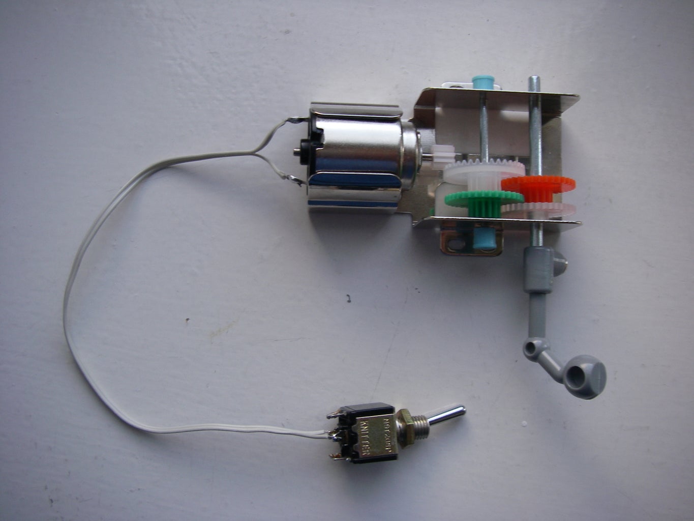 How to Control a DC Motor to Run in Both Directions 3 Steps Circuit Diagram