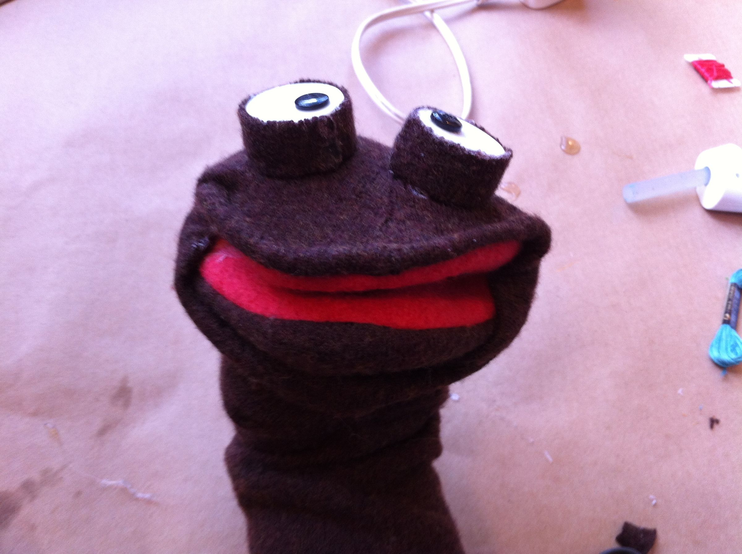 Simple Sweater Puppet 6 Steps Instructables
