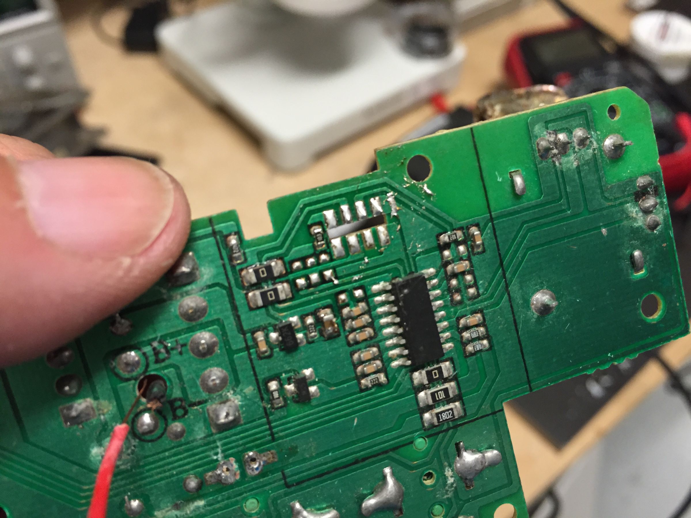 Mini Solder Pot for Tinning or Removing Components 17 Steps