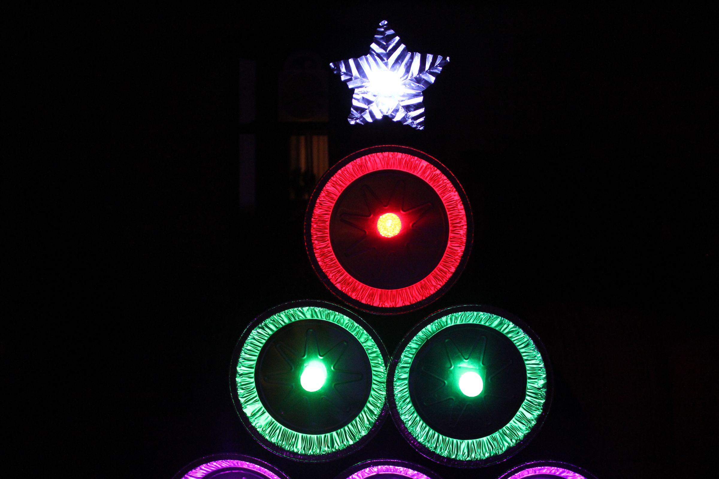 Pie Tin Christmas Tree With GE Color Effects LED Lights 7 Steps (with