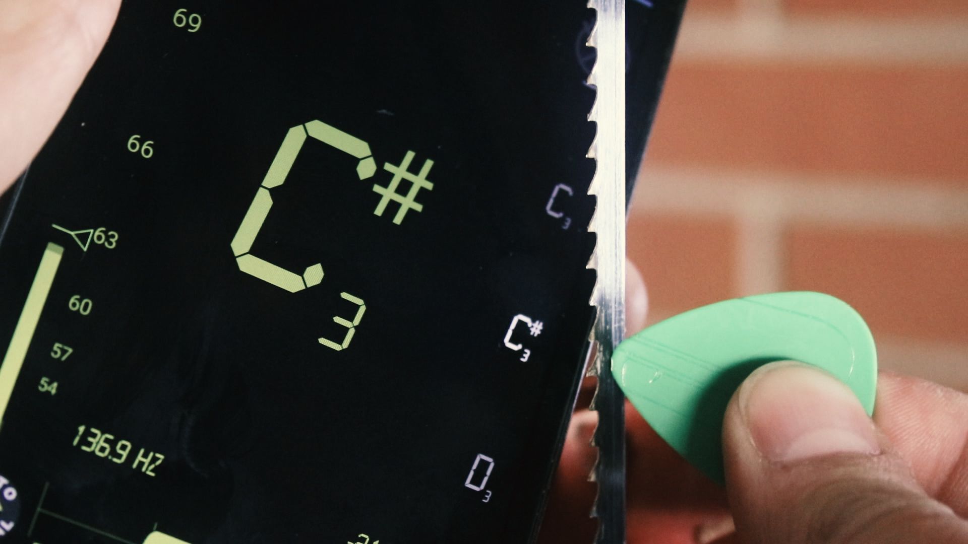 Adjust Bandsaw Blade Tension With a Guitar Tuner! 4 Steps (with