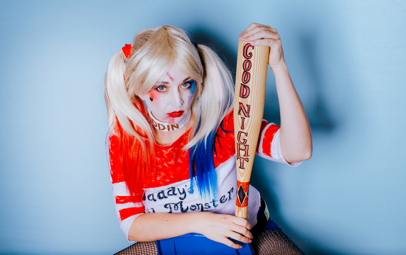 How to Make a Harley Quinn Costume From Suicide Squad : 4 Steps (with  Pictures) - Instructables