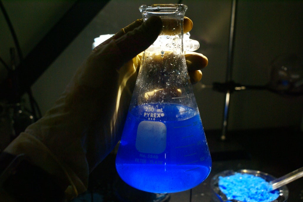 Set Up Your Home Chemistry Lab : 9 Steps (With Pictures) - Instructables