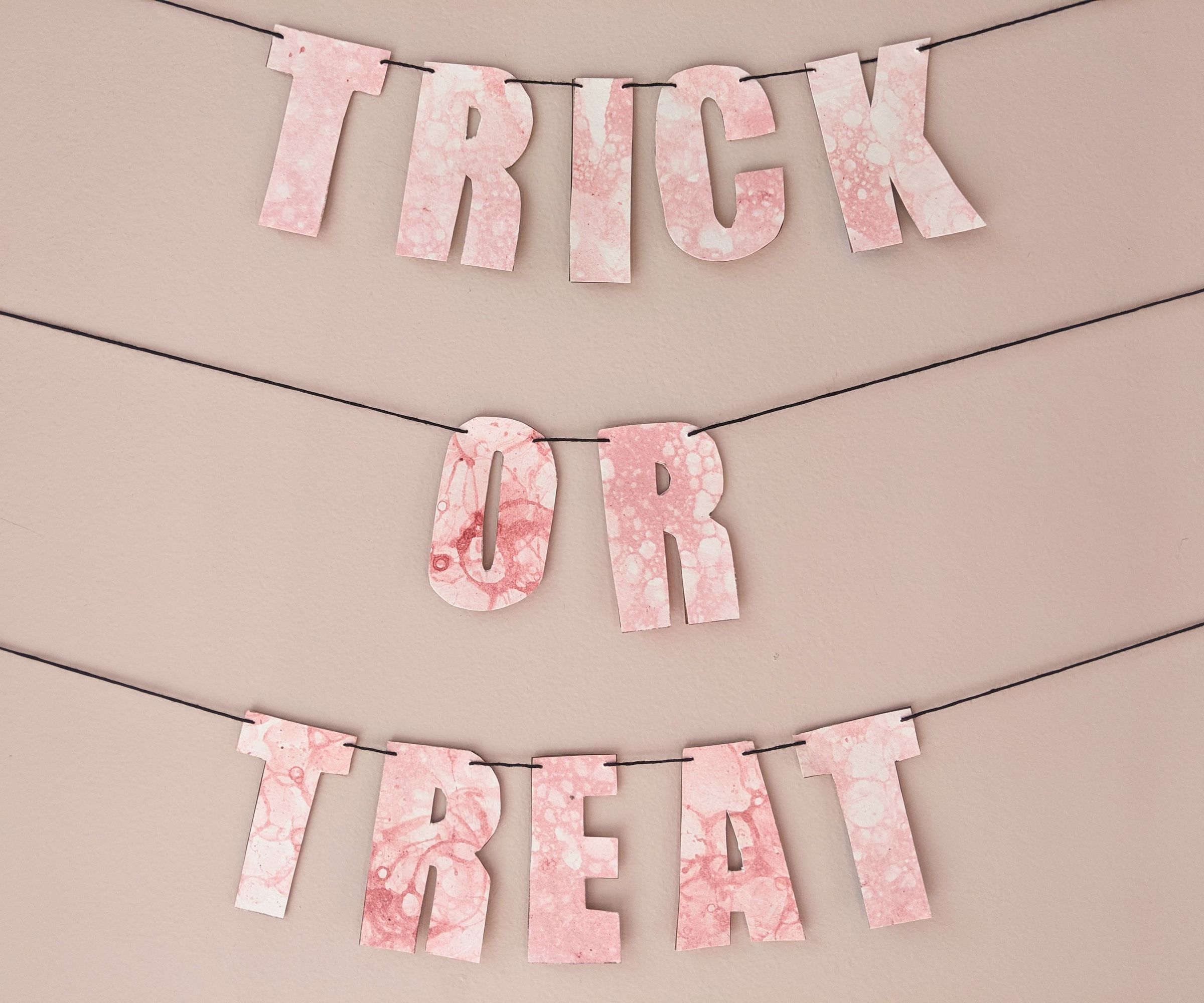 "trick or treat" halloween garland DIY Project DIY Project Image