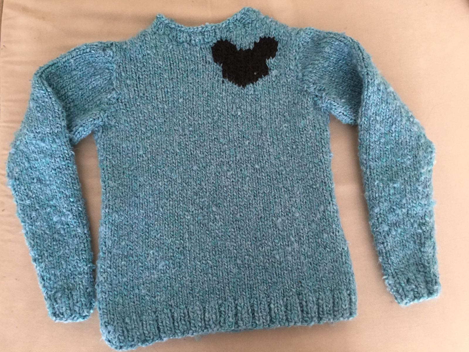 mickey mouse jumper knitting pattern
