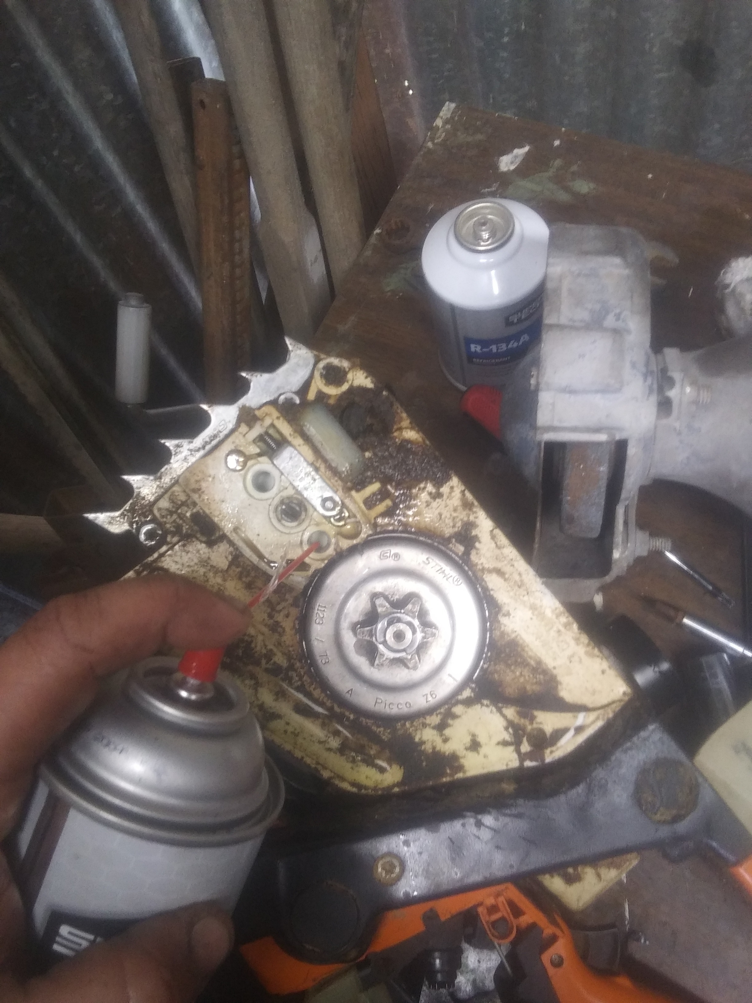 How to Fix Stripped Bar Stud Holes on a Stihl MS250 Chainsaw 4 Steps