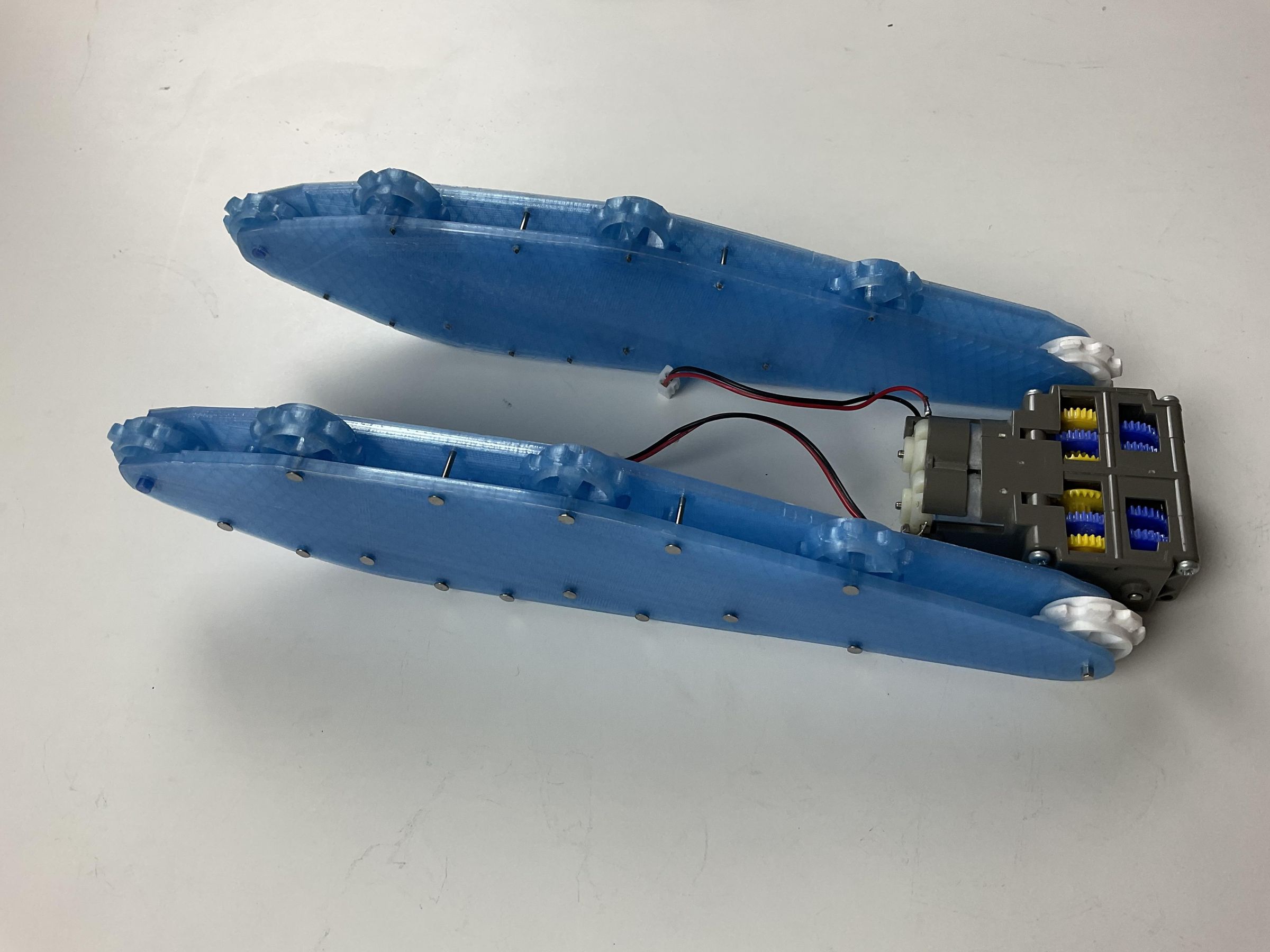 Connect the Sidewalls With the Gearbox