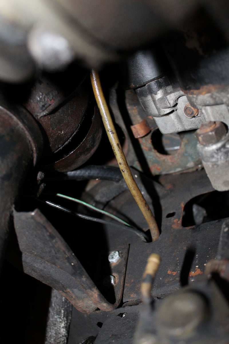 Removing the Engine and Transmission Together From a VW Type II Bay