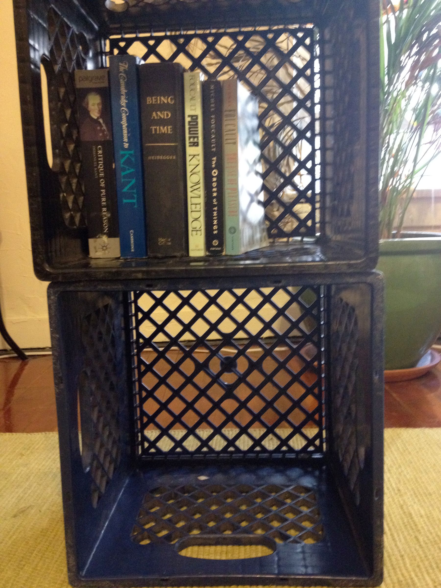 The Milk Crate Bookshelf 4 Steps (with Pictures) Instructables