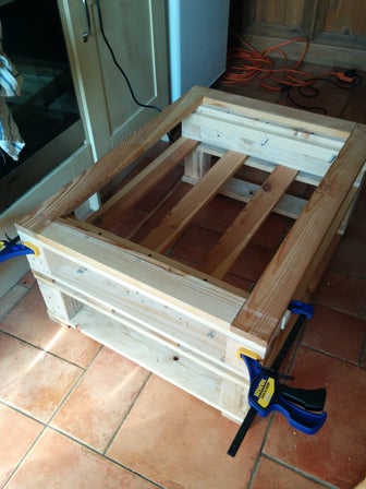 Compartimento de Armazenamento 'Oculto'