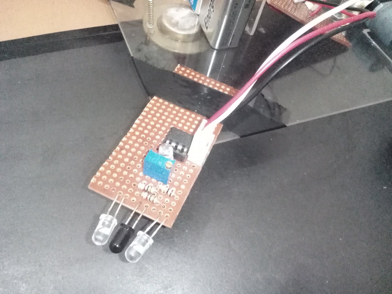 Obstacle Avoiding Robot With IR Sensors Without Microcontroller : 6 ...