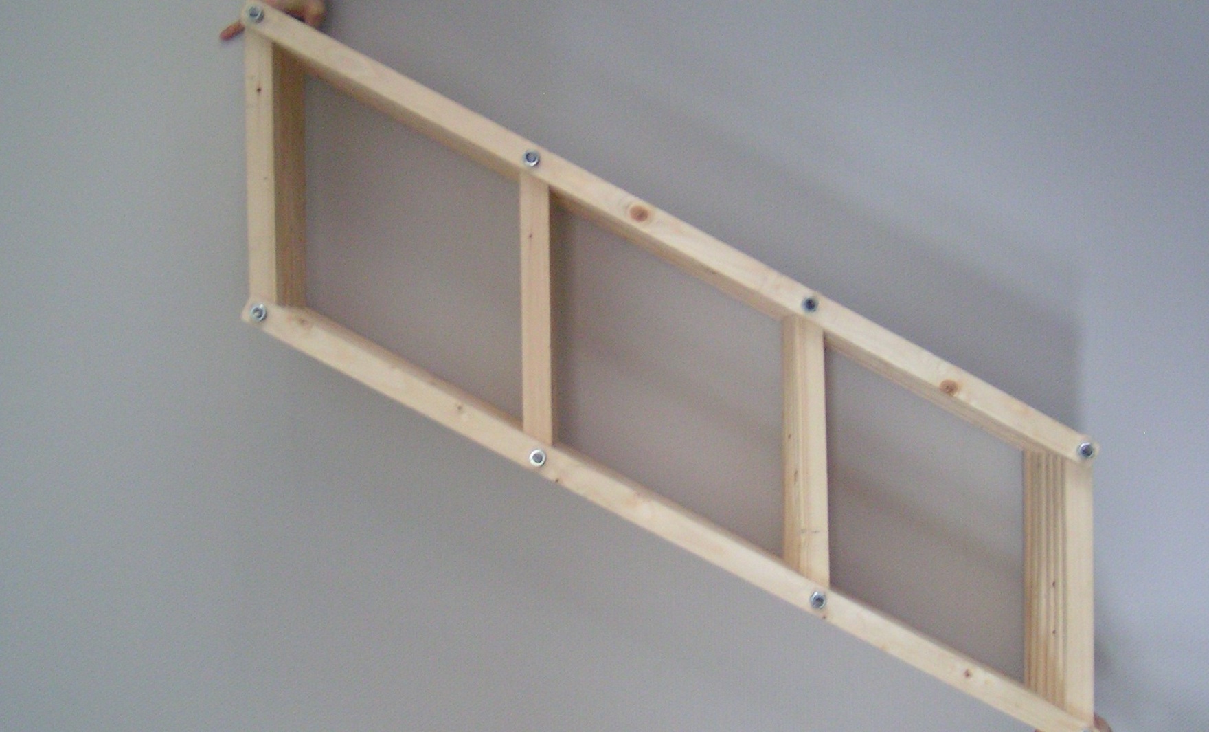 Adjustable Bookshelf for Angled Walls (with Pictures) Instructables