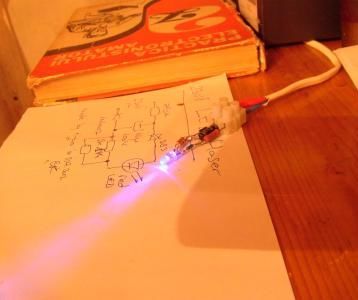 230v~ led flasher DIY Project DIY Project Image