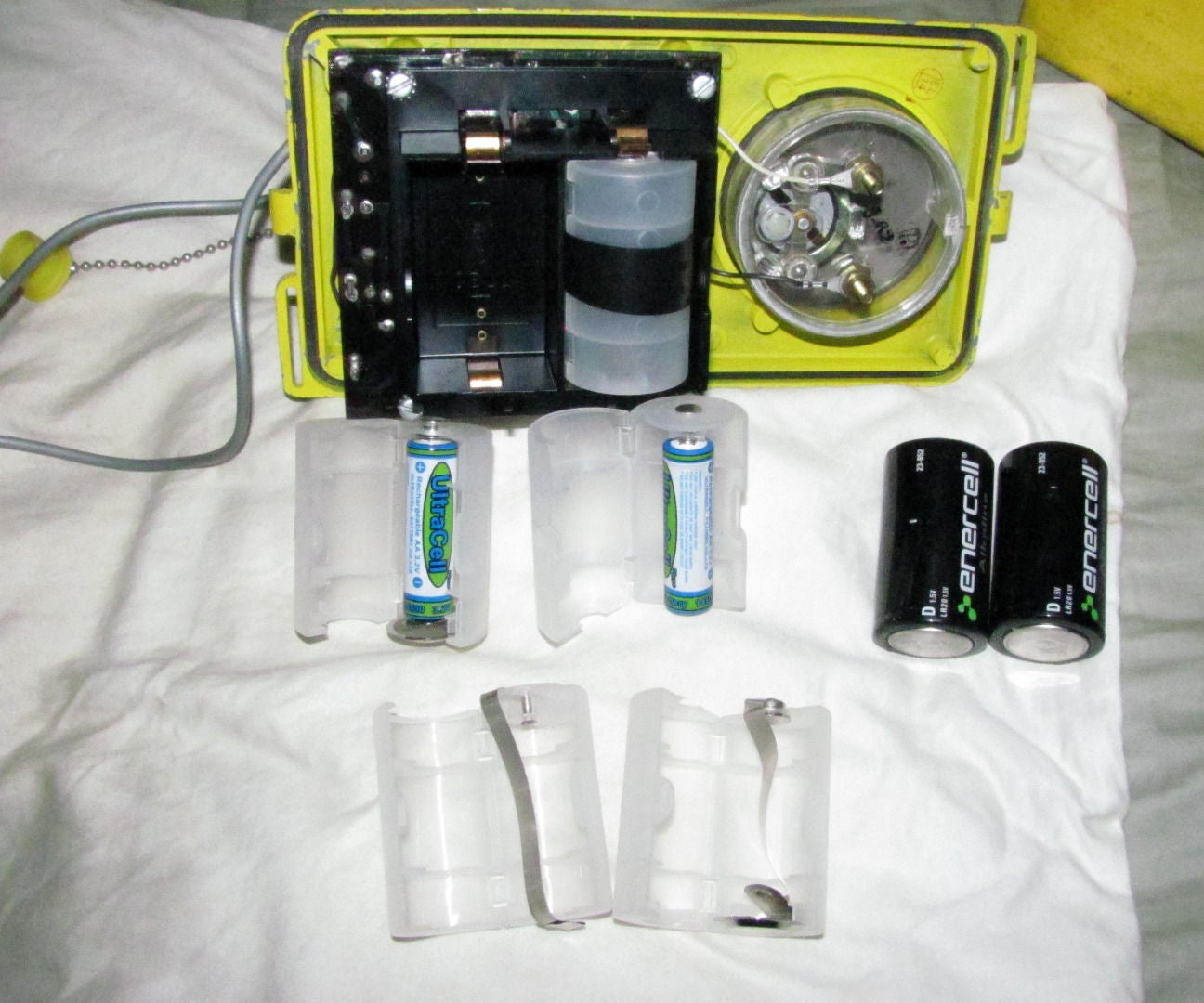 CDV700 Battery Hack Instructables