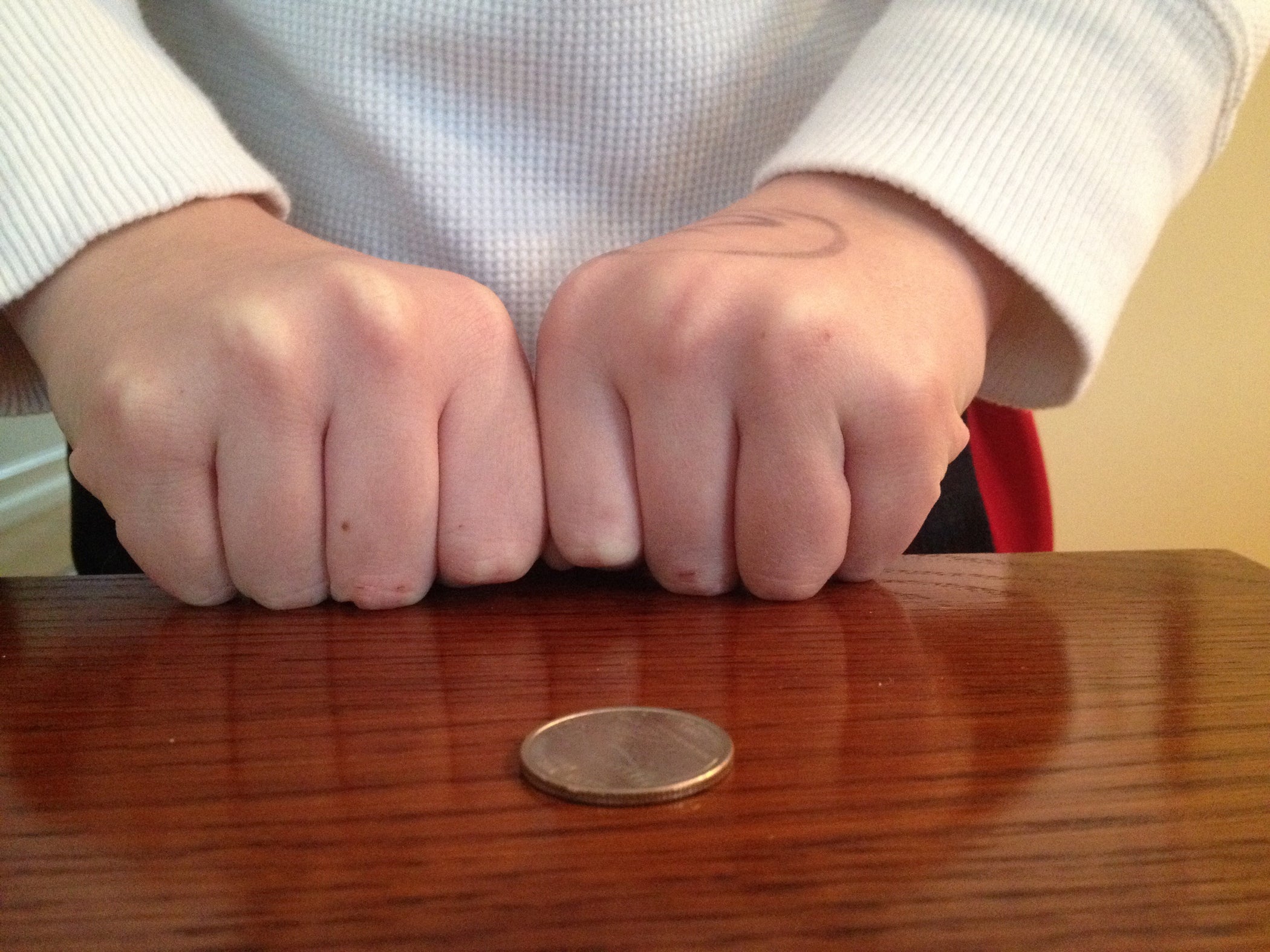 How To Play Bloody Knuckles With A Quarter Bloody Knuckles, Better Version : 3 Steps - Instructables
