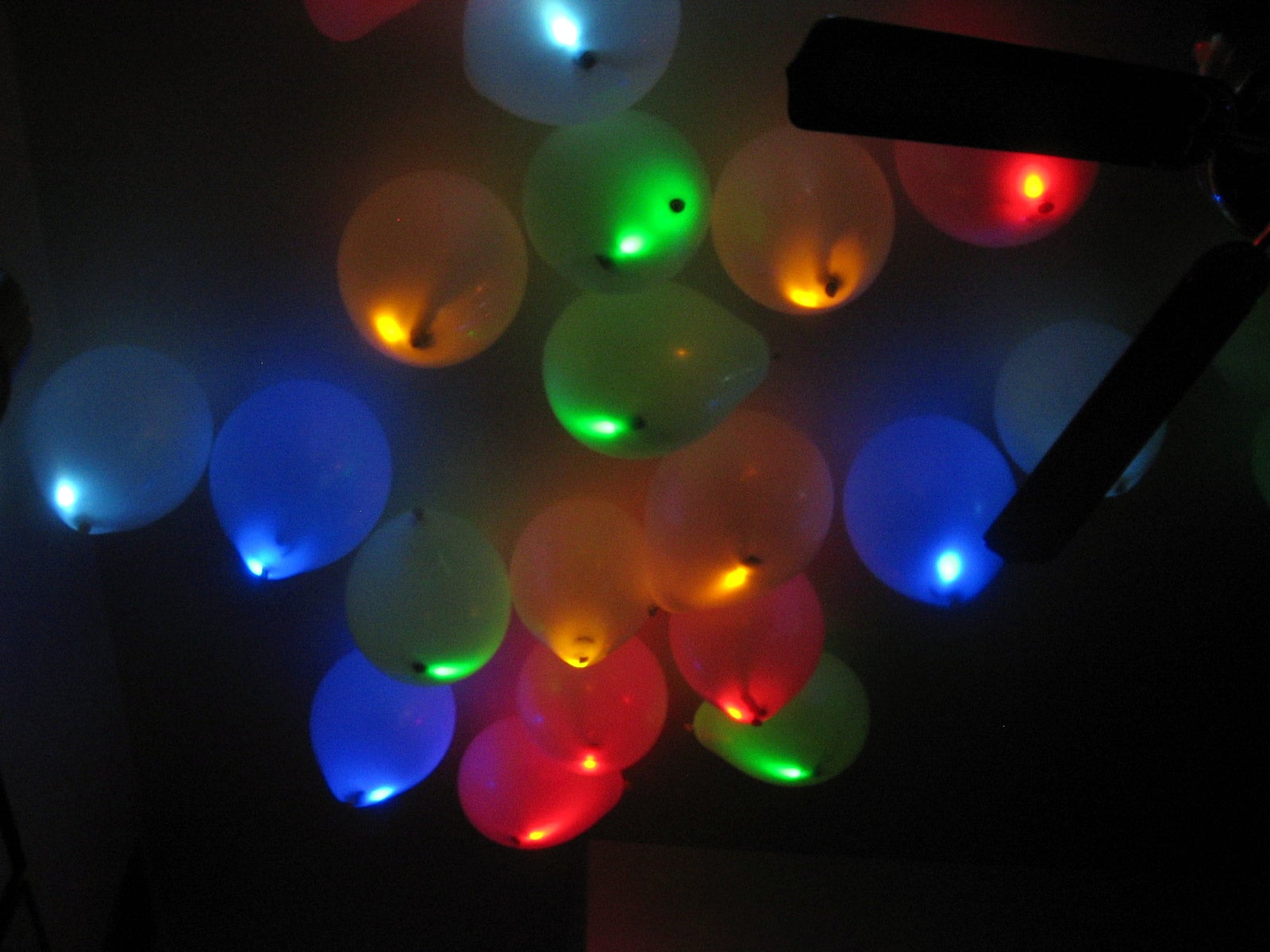 LED Floaties That Float Away! 4 Steps (with Pictures) Instructables