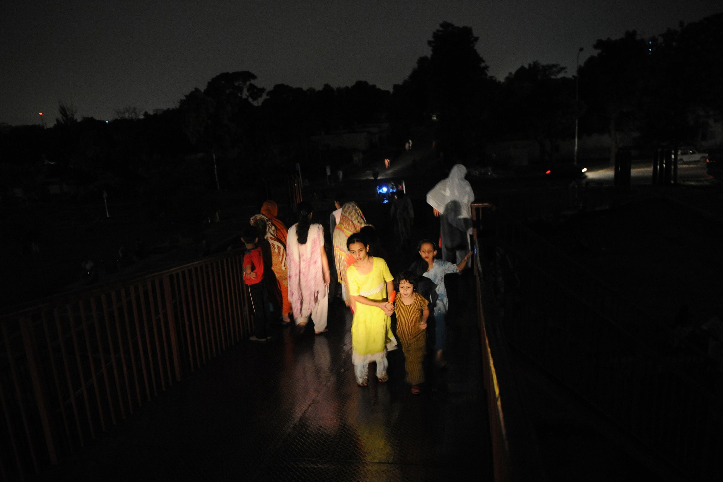 DIY guide for Basic Security Guide When There's No Electricity with step-by-step instructions