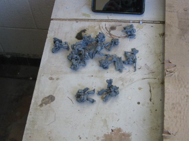 how to put an easy first coat on your warhammer models DIY Project DIY Project Image