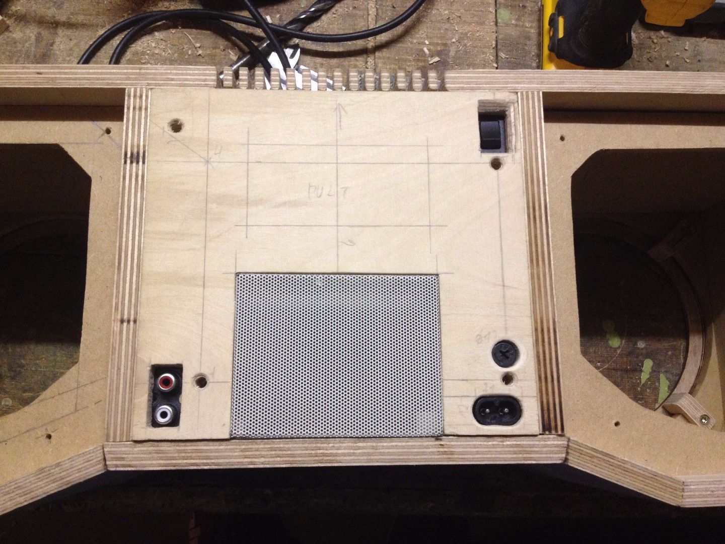 DIY Bluetooth BoomBox (UPGRADED) 4 Steps (with Pictures) Instructables