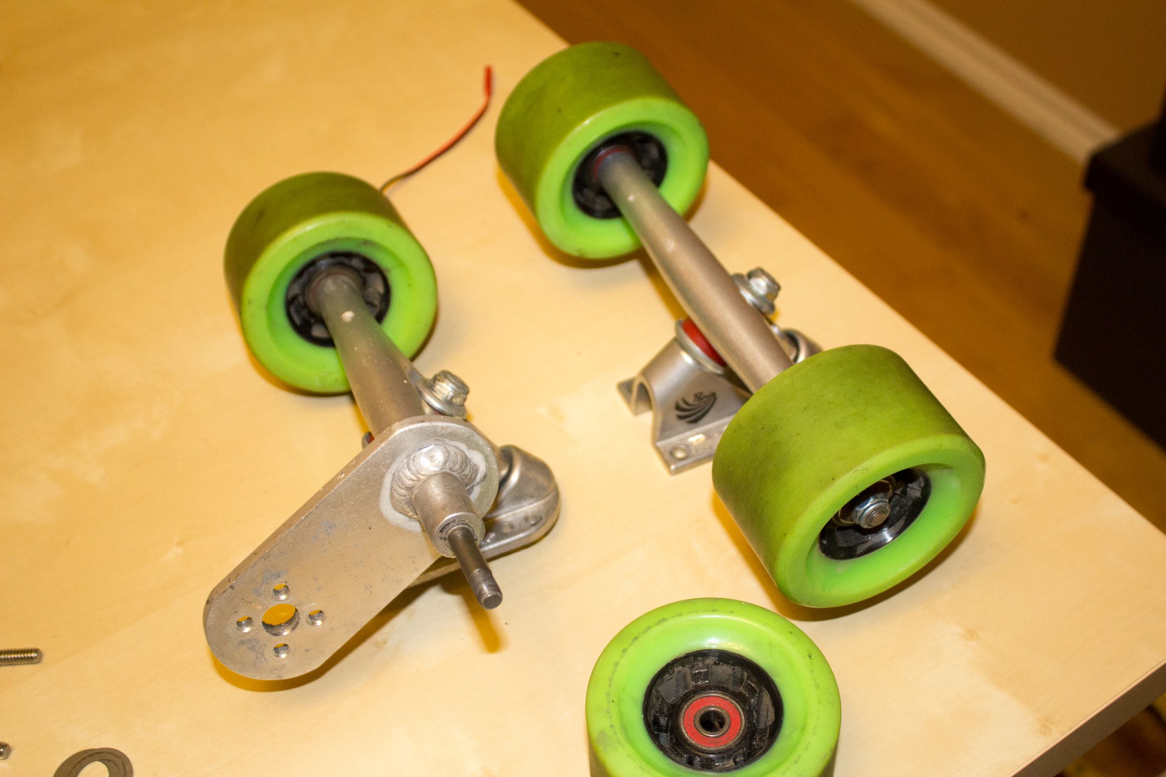 Electric Skateboard V2.0 Smartphone Controlled 13 Steps (with