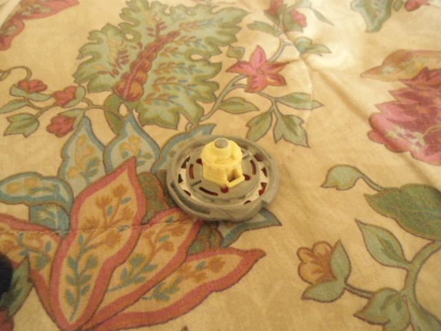 follow the instructions on how to build a beyblader DIY Project DIY Project Image