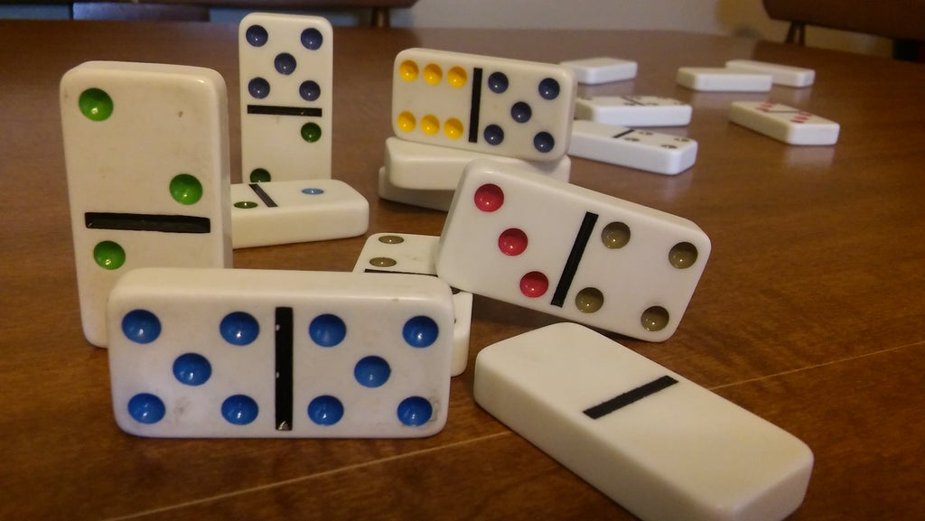 How To Play Dominoes High Five 10 Steps Instructables How To Play Dominoes High Five 10 Steps Instructables
