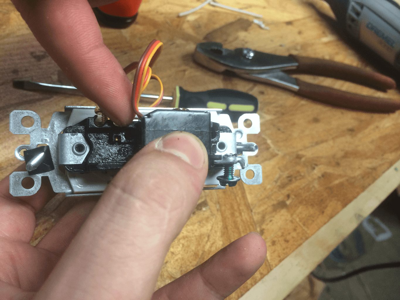 Remote Control Light Switch (ARDUINO) : 8 Steps (with Pictures ...